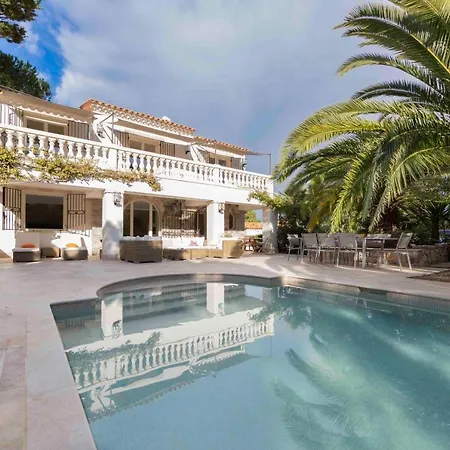 Serene Cap Dantibes Retreat With Heated Pool Steps From The Beaches Antibes