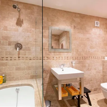 Villa Haven Of Peace In Cap D'antibes Heated Swimming Pool Close To The Beaches *