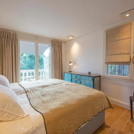 Serene Cap Dantibes Retreat With Heated Pool Steps From The Beaches Villa