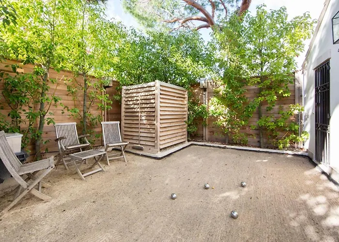 别墅 Serene Cap D'Antibes Retreat With Heated Pool Steps From The Beaches 昂蒂布