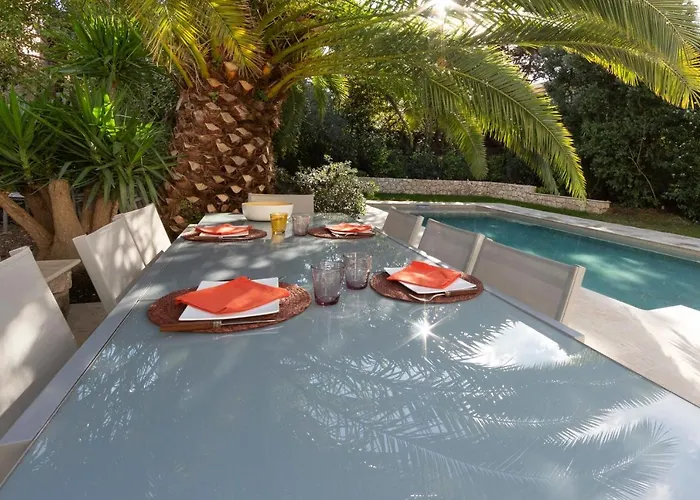 Serene Cap D'Antibes Retreat With Heated Pool Steps From The Beaches Villa