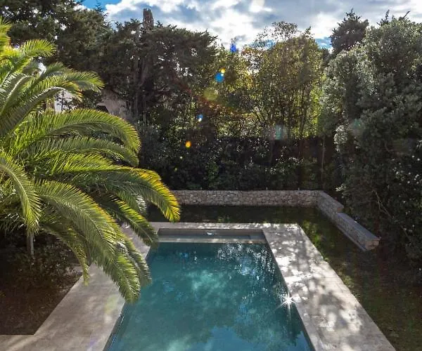 Serene Cap D'Antibes Retreat With Heated Pool Steps From The Beaches Villa