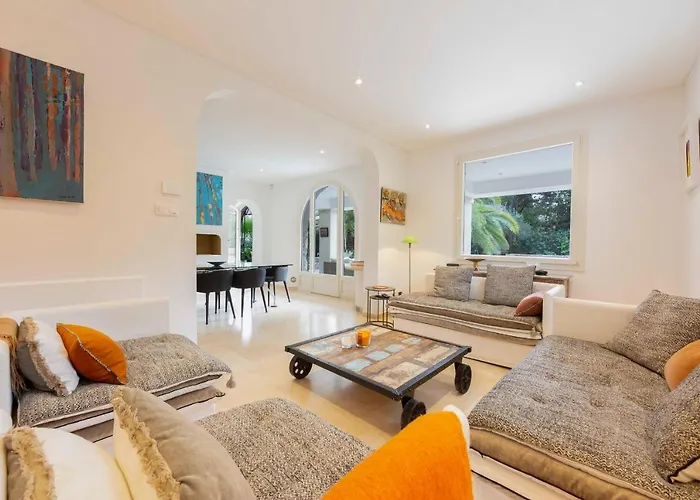 Serene Cap D'Antibes Retreat With Heated Pool Steps From The Beaches