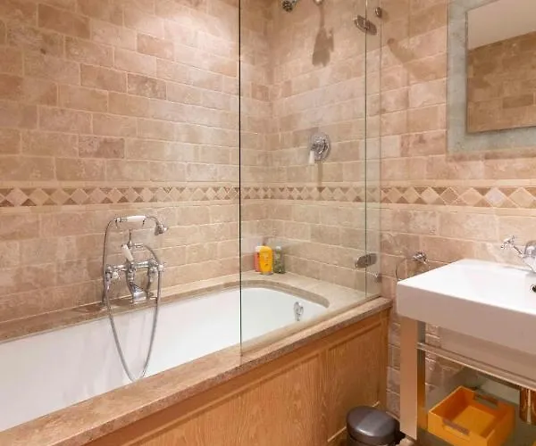 Serene Cap D'Antibes Retreat With Heated Pool Steps From The Beaches Villa *