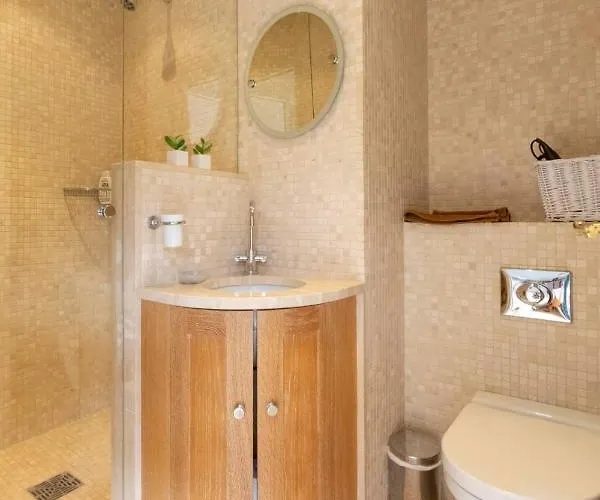 Serene Cap D'Antibes Retreat With Heated Pool Steps From The Beaches Villa Antibes