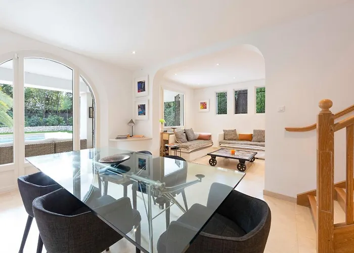 Serene Cap D'Antibes Retreat With Heated Pool Steps From The Beaches Villa Antibes